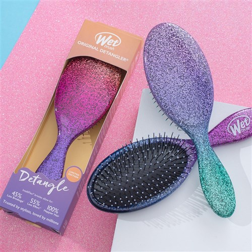 WetBrush Shimmering Sky Detangler Fantastic Dusk