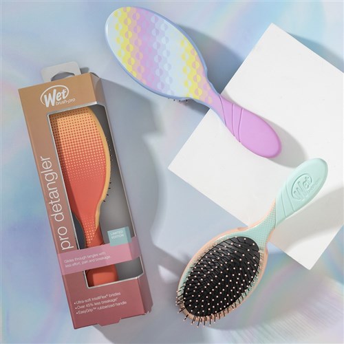 WetBrush Pro Dazzling Dots Detangler Pink
