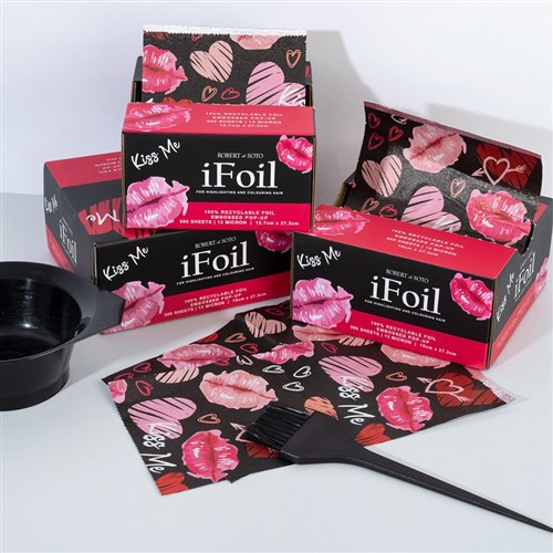 Robert de Soto iFoil Embossed Pop Up Kiss Me Large